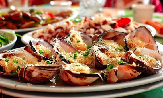 Am J Clin Nutr：饭菜飘香真的会让我们更饿吗？